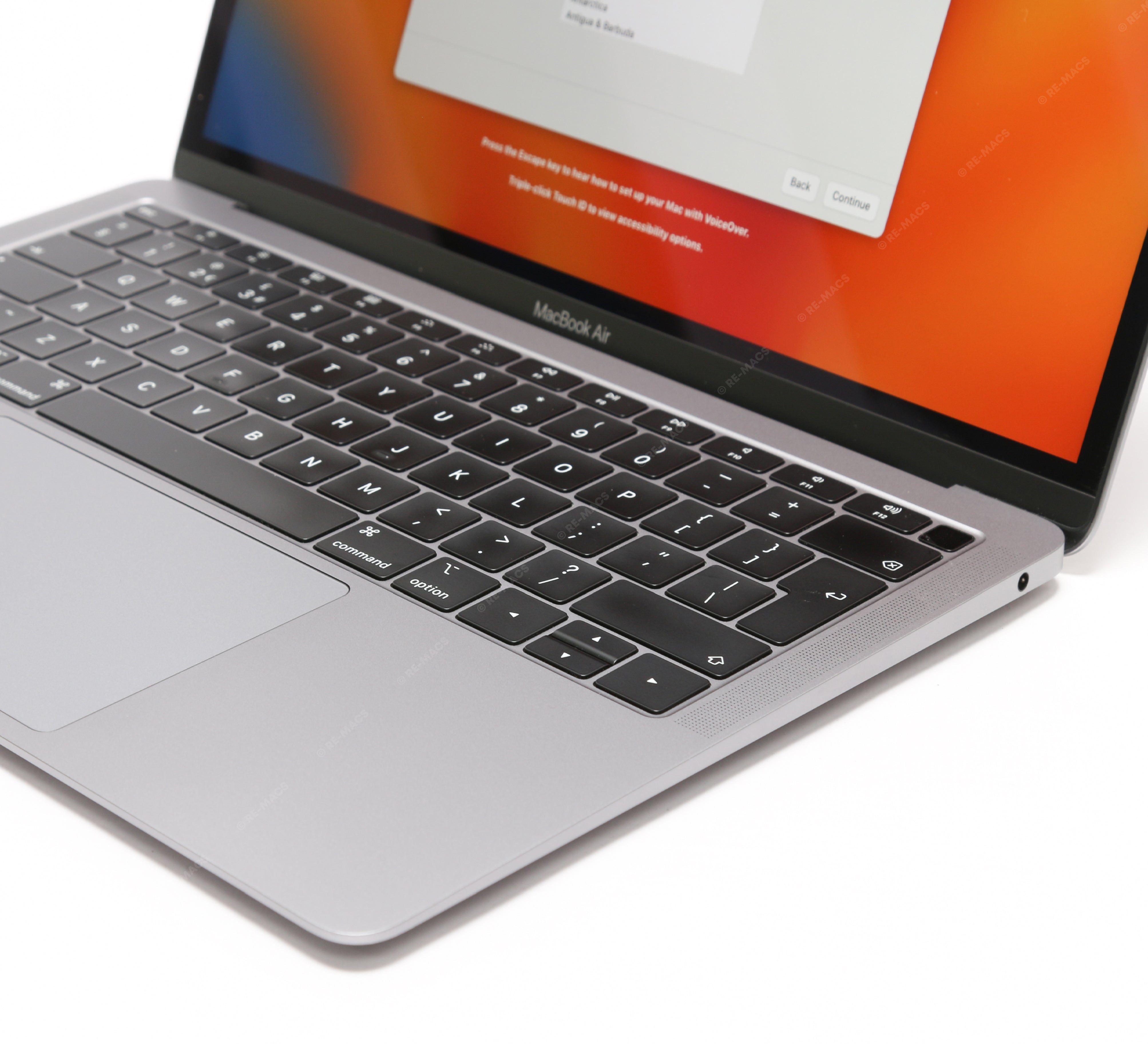 Apple Macbook Air 13" (2018) Intel Core i5 1.6GHz 8GB RAM, 512GB SSD, Space Gray - mac OS Monterey