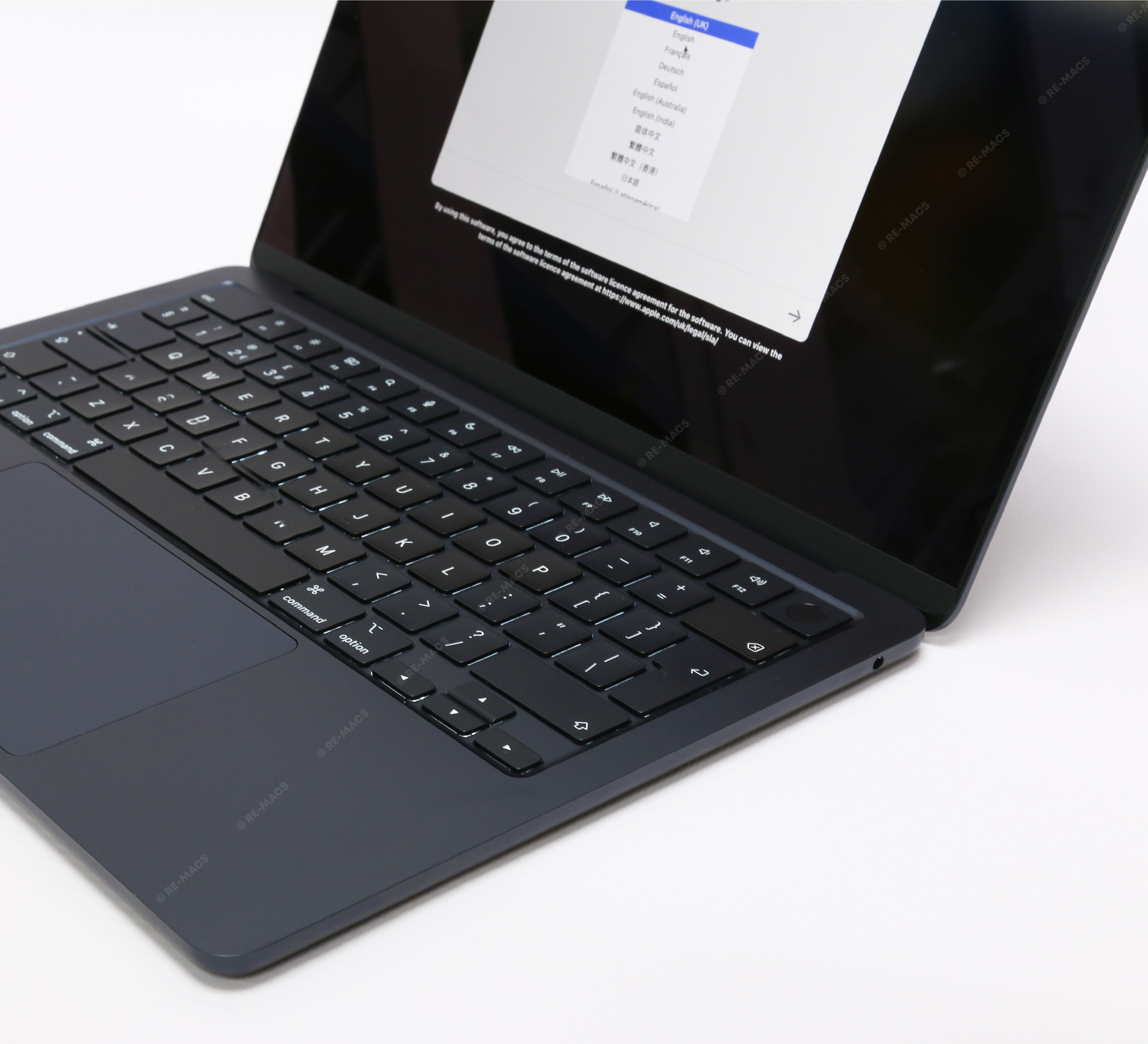 Apple Macbook Air 13" (2022) M2, 24GB RAM, 1TB SSD, Midnight - macOS Tahoe Refurbished