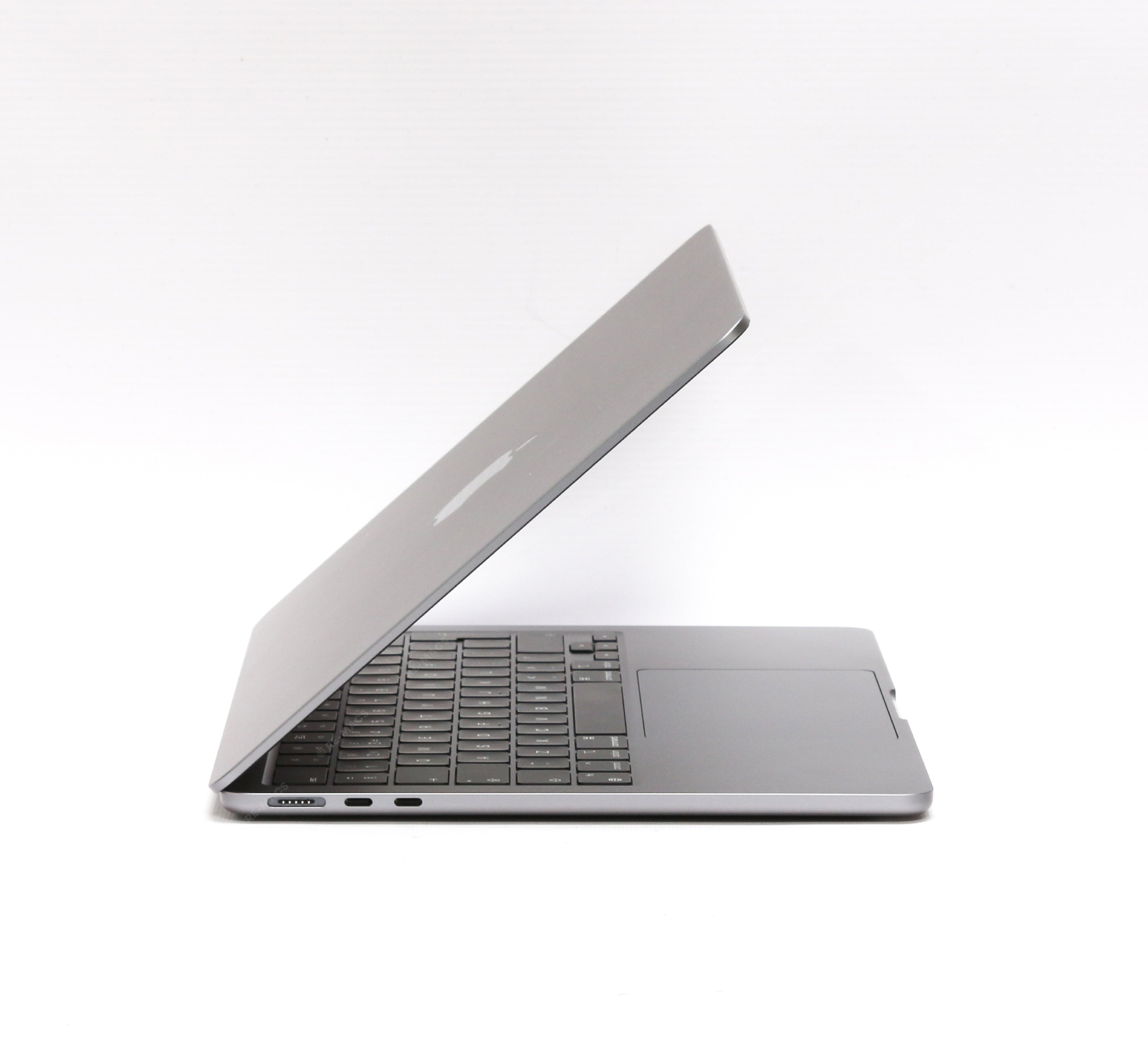 Apple Macbook Air 13" (2024) Silicon M3, 16GB RAM, 256GB SSD, Space Grey - macOS Tahoe Refurbished