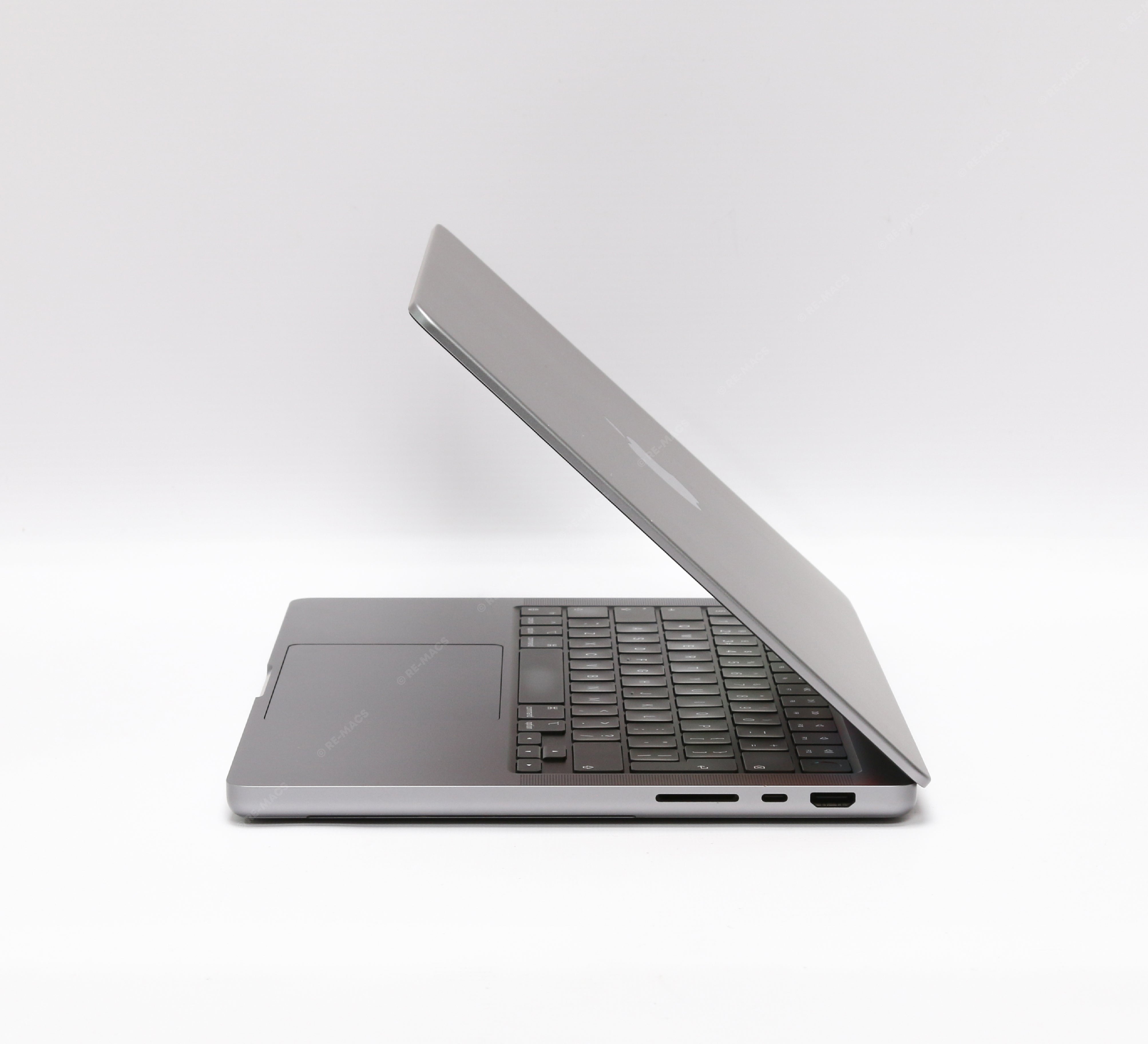 Apple Macbook Pro 14" (2021) Silicon M1, 16GB RAM, 512GB SSD, Space Gray - mac OS Sequoia Refurbished