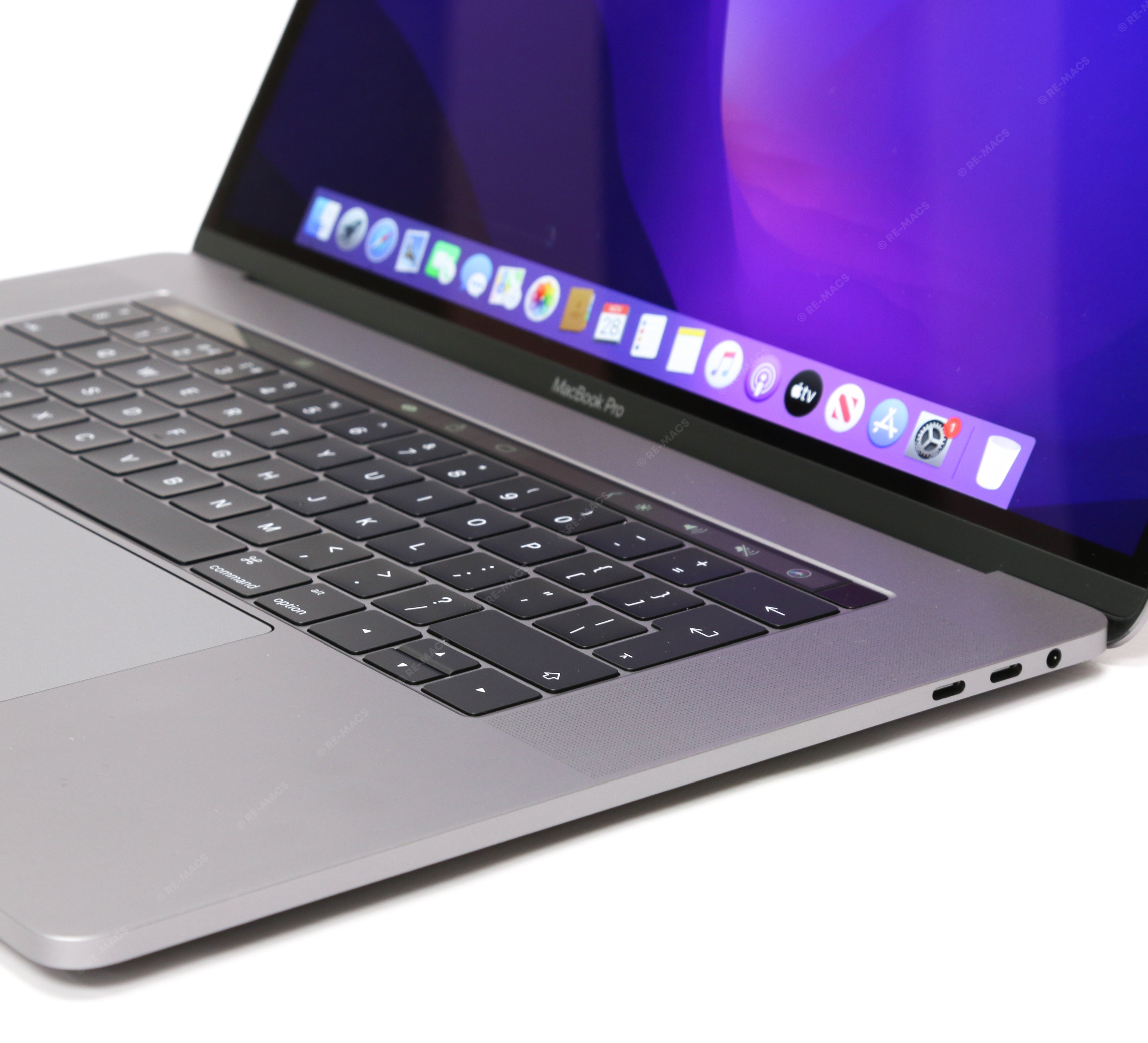 Apple Macbook Pro 15" (2018) Intel Core i7 2.6GHz, 32GB RAM, 1TB SSD, Space Gray - macOS Sequoia Refurbished