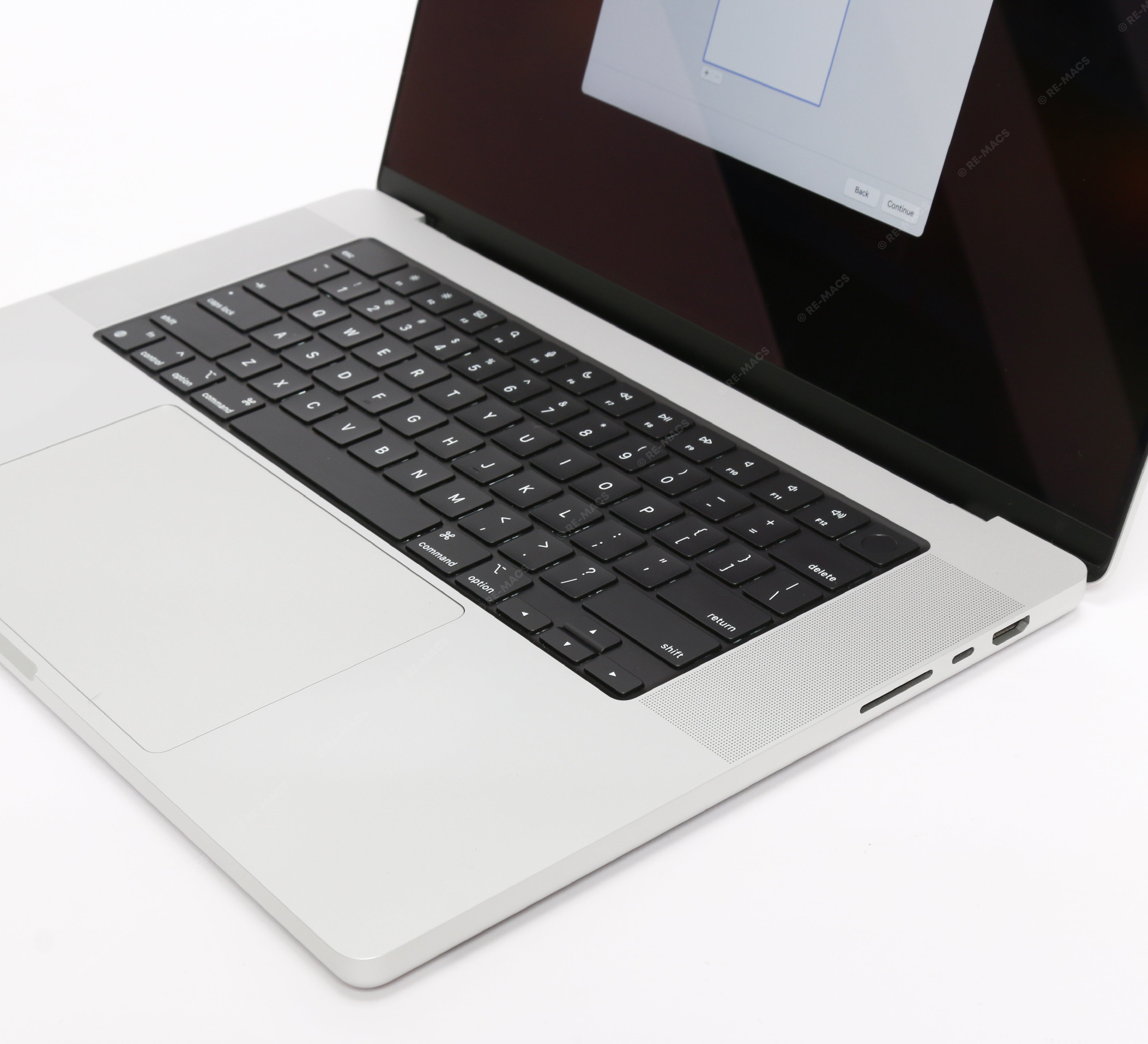 Apple Macbook Pro 16" (2021) M1 Pro, 32GB RAM, 512GB SSD, Silver - macOS Tahoe Refurbished