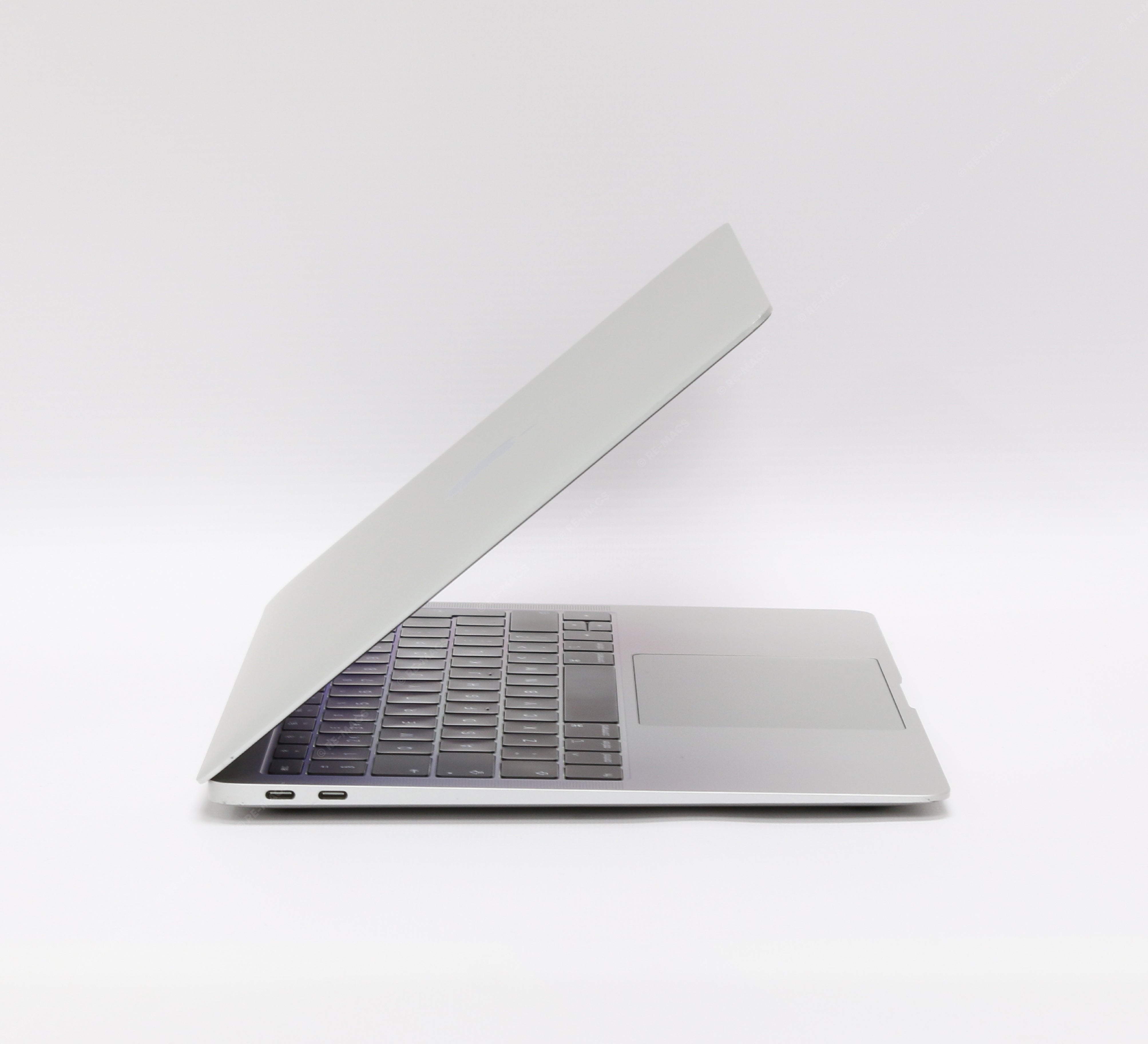 Apple Macbook Air 13" (2019) Intel Core i5 1.6GHz 8GB RAM, 128GB SSD, Silver - mac OS Monterey