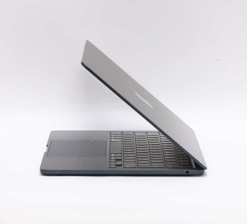 Apple MacBook Air 13-inch M2 2022