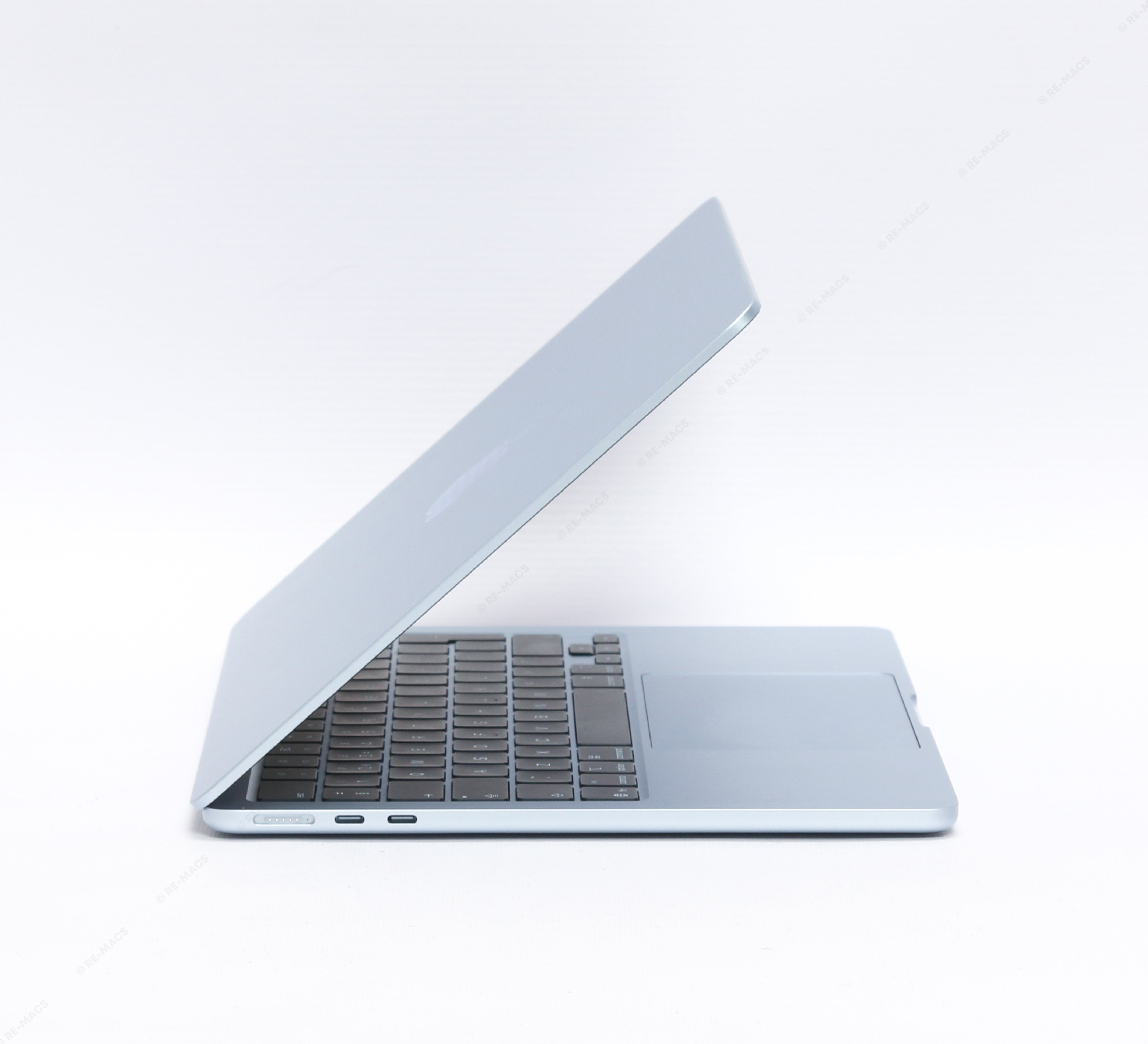 Apple Macbook Air 13" (2025) Silicon M4, 16GB RAM, 256GB SSD, Sky Blue - macOS Tahoe Refurbished
