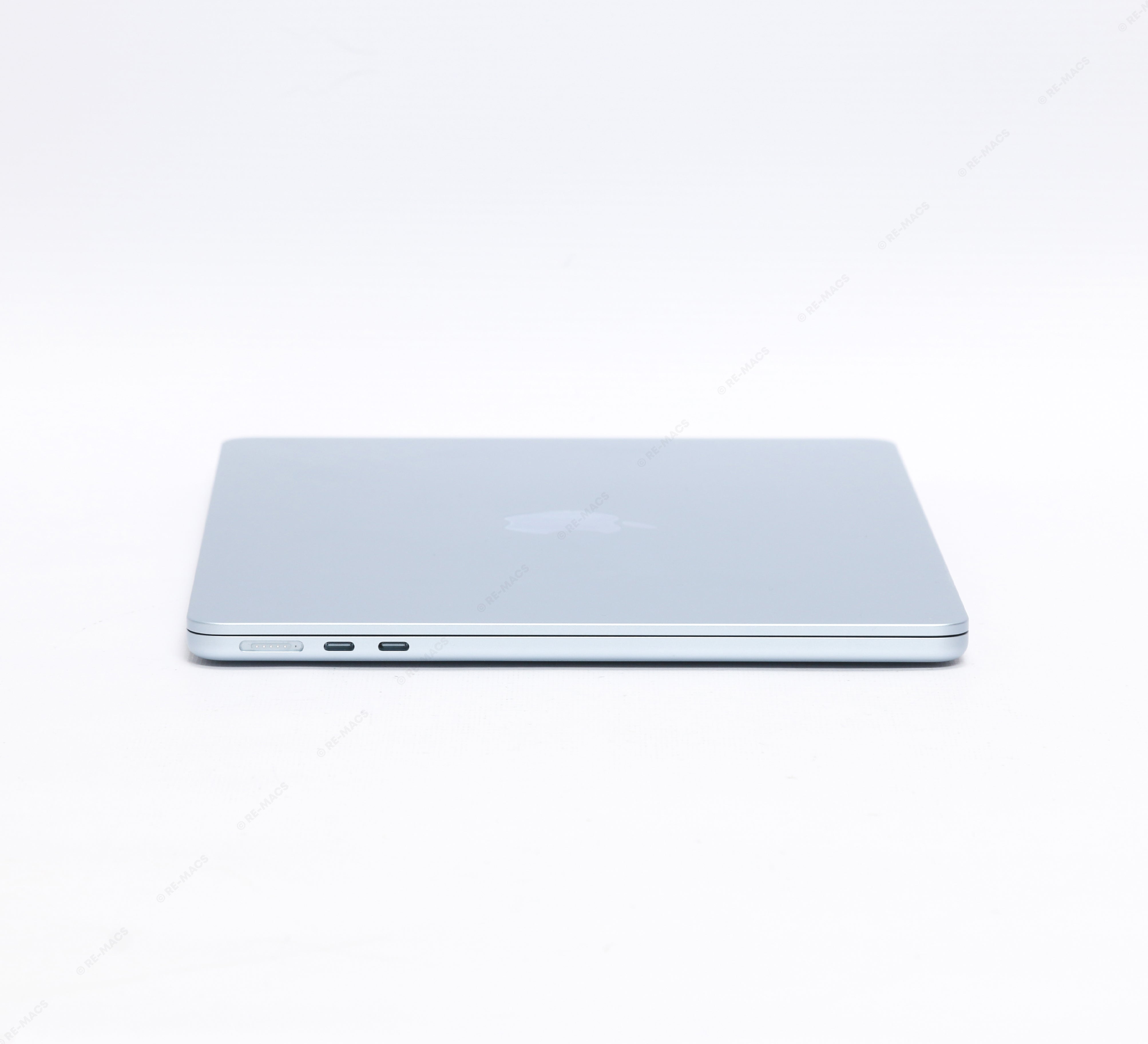 Apple Macbook Air 13" (2025) Silicon M4, 16GB RAM, 256GB SSD, Sky Blue - macOS Tahoe Refurbished