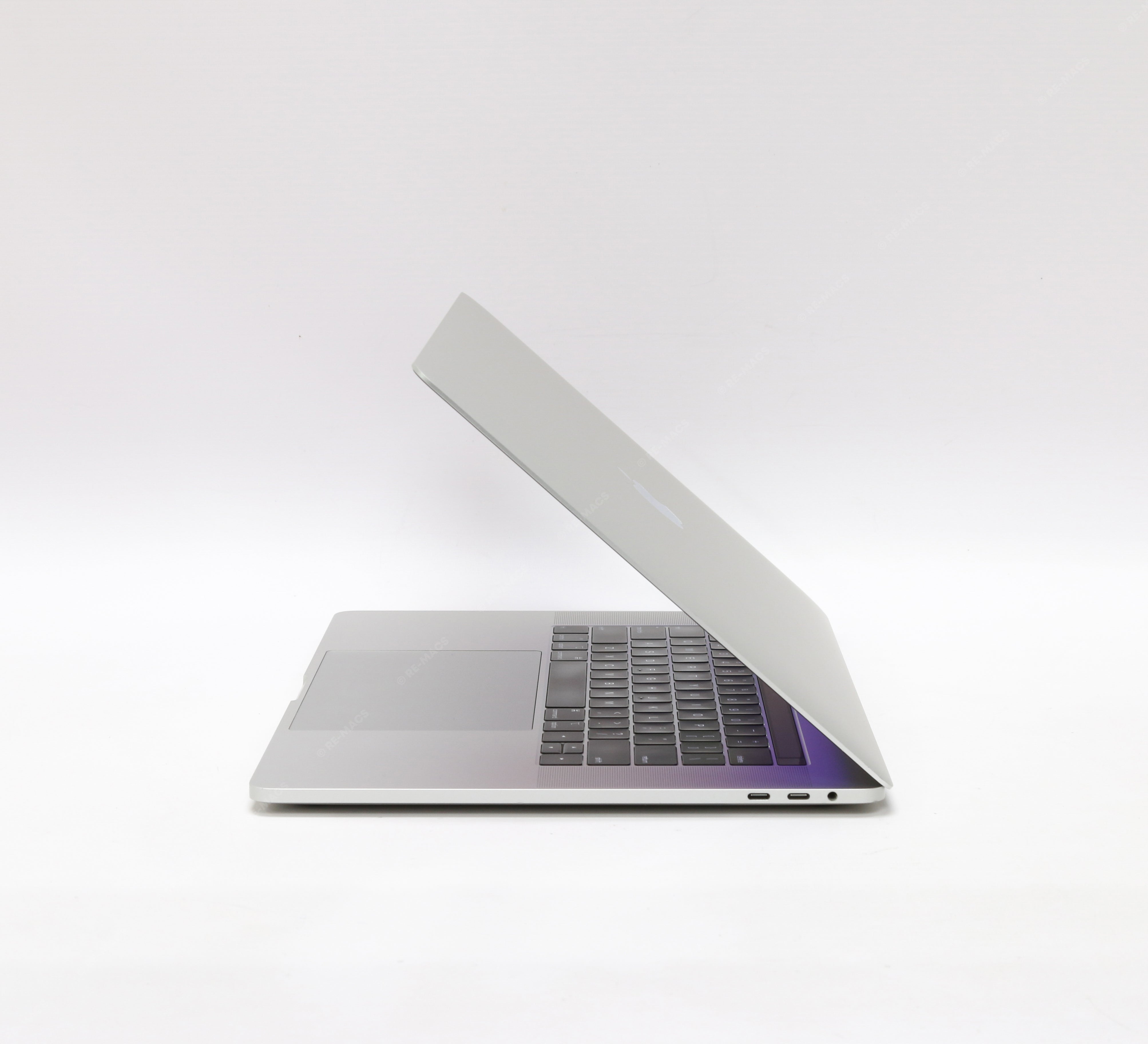 Apple Macbook Pro 15" (2017) Intel Core i7 3.1GHz, 16GB RAM, 512GB SSD, Silver - macOS Ventura Refurbished