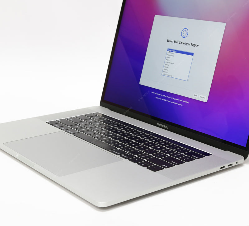 15-inch Apple MacBook Pro Retina 2.6GHz i7 16GB RAM 256GB SSD Touchbar A1707 Late 2016 Space Grey