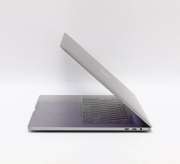 MacBook Pro 15-inch i7 2019