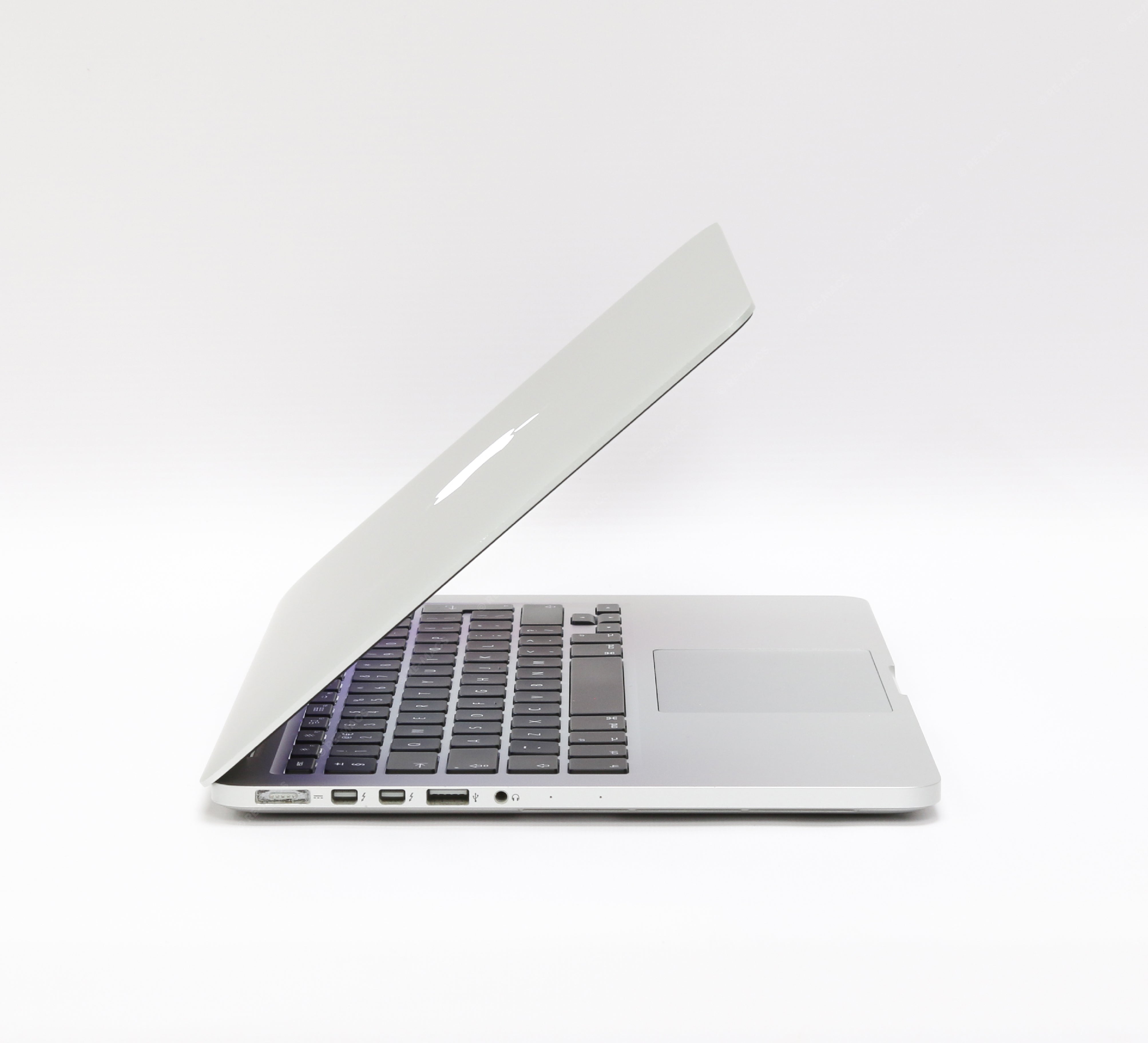 MacBook 心もとなく Pro13 i5 8GB 256￼GB Mid 2013