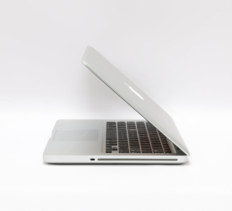 13-inch Apple MacBook 2.26GHz C2D 4GB RAM 250GB HDD A1342 Mid 2010 White