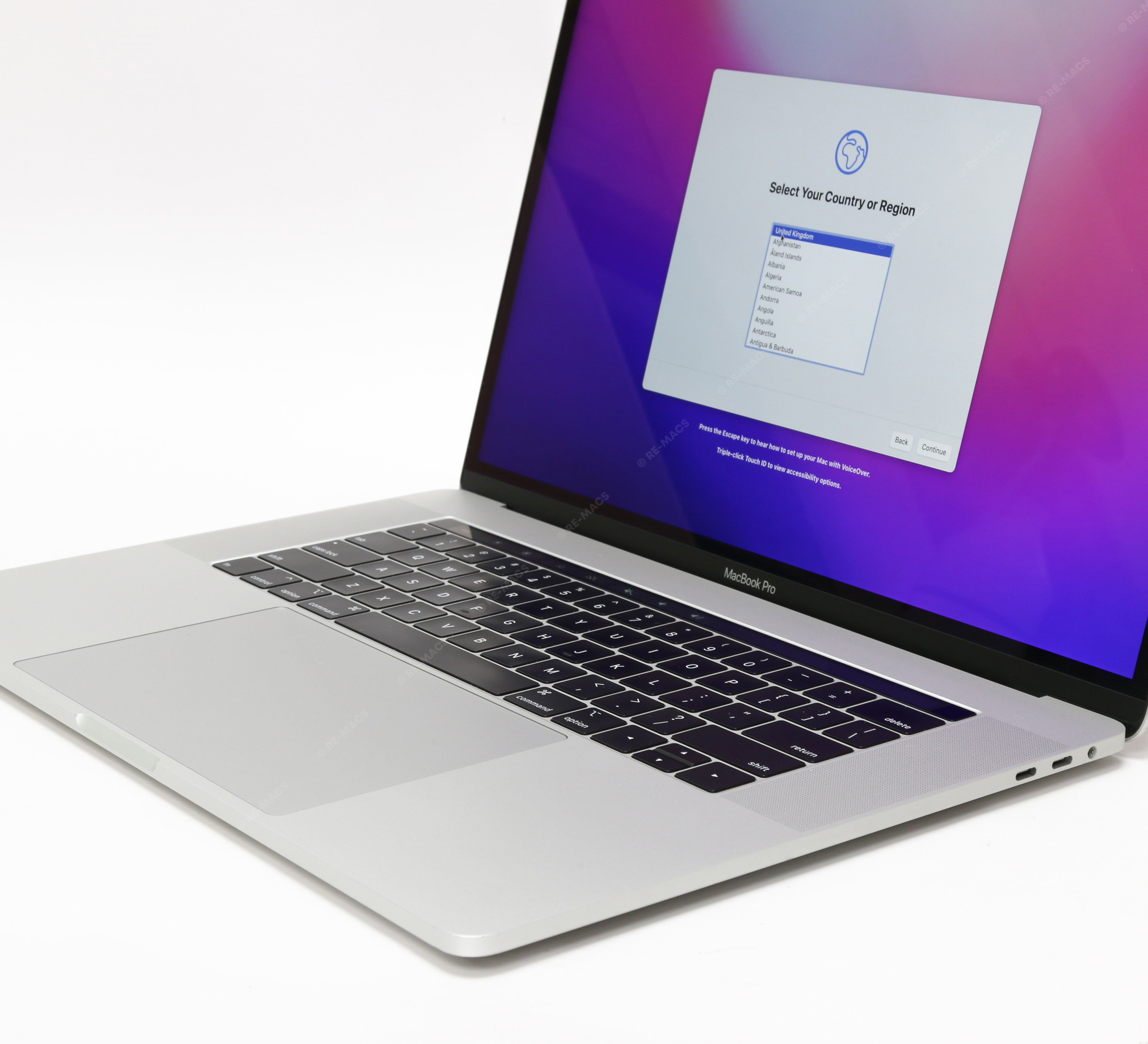 Apple Macbook Pro 15" (2018) Intel Core i7 2.2GHz 16GB RAM, 256GB Storage, Silver - mac OS Sequoia